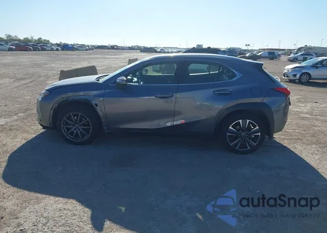 2021 Lexus Ux 200 из США, поврежденный, VIN JTHX3JBH3M2032741